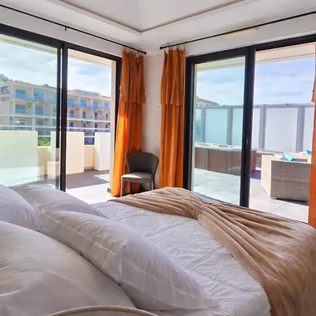 Duplex T4 De Standing Les Pieds Dans L'eau - Vue Mer&jacuzzi Appartement *