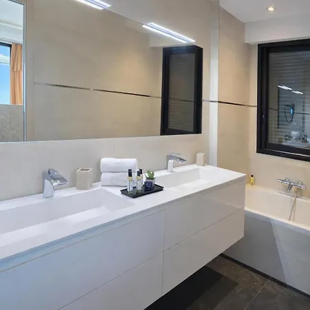 Duplex T4 De Standing Les Pieds Dans L'eau - Vue Mer&jacuzzi Appartement Propriano (Corsica)