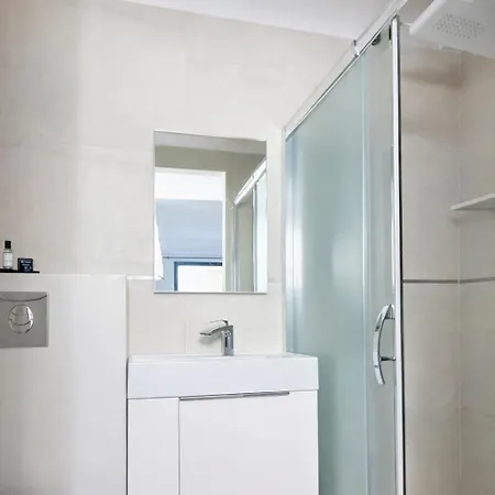Duplex T4 De Standing Les Pieds Dans L'eau - Vue & Jacuzzi Apartman