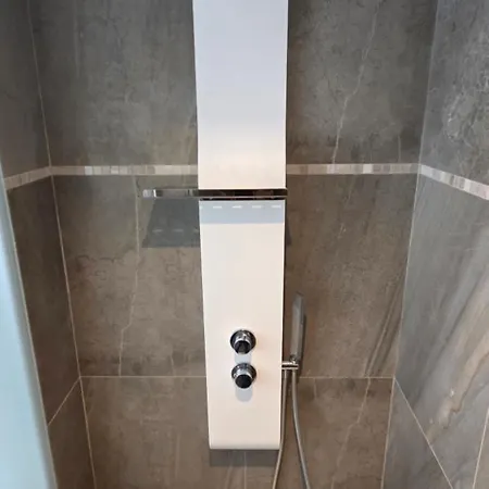 Duplex T4 De Standing Les Pieds Dans L'eau - Vue Mer&jacuzzi Propriano (Corsica)