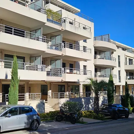 Appartement Duplex T4 De Standing Les Pieds Dans L'eau - Vue Mer&jacuzzi