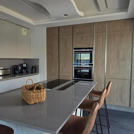 Duplex T4 De Standing Les Pieds Dans L'eau - Vue & Jacuzzi * Propriano