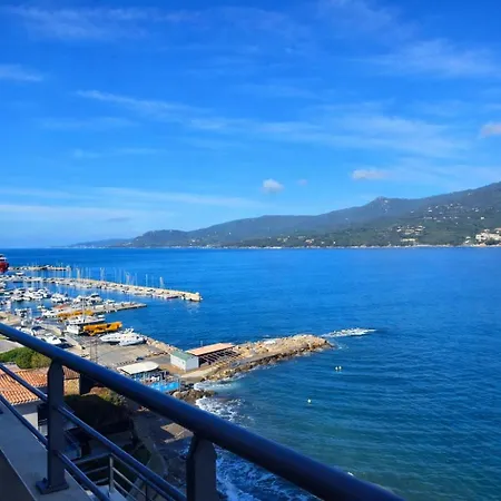 Appartement Duplex T4 De Standing Les Pieds Dans L'eau - Vue Mer&jacuzzi *